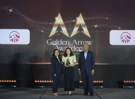 AIA, BPI AIA Golden Arrow Awards - Regine Azul